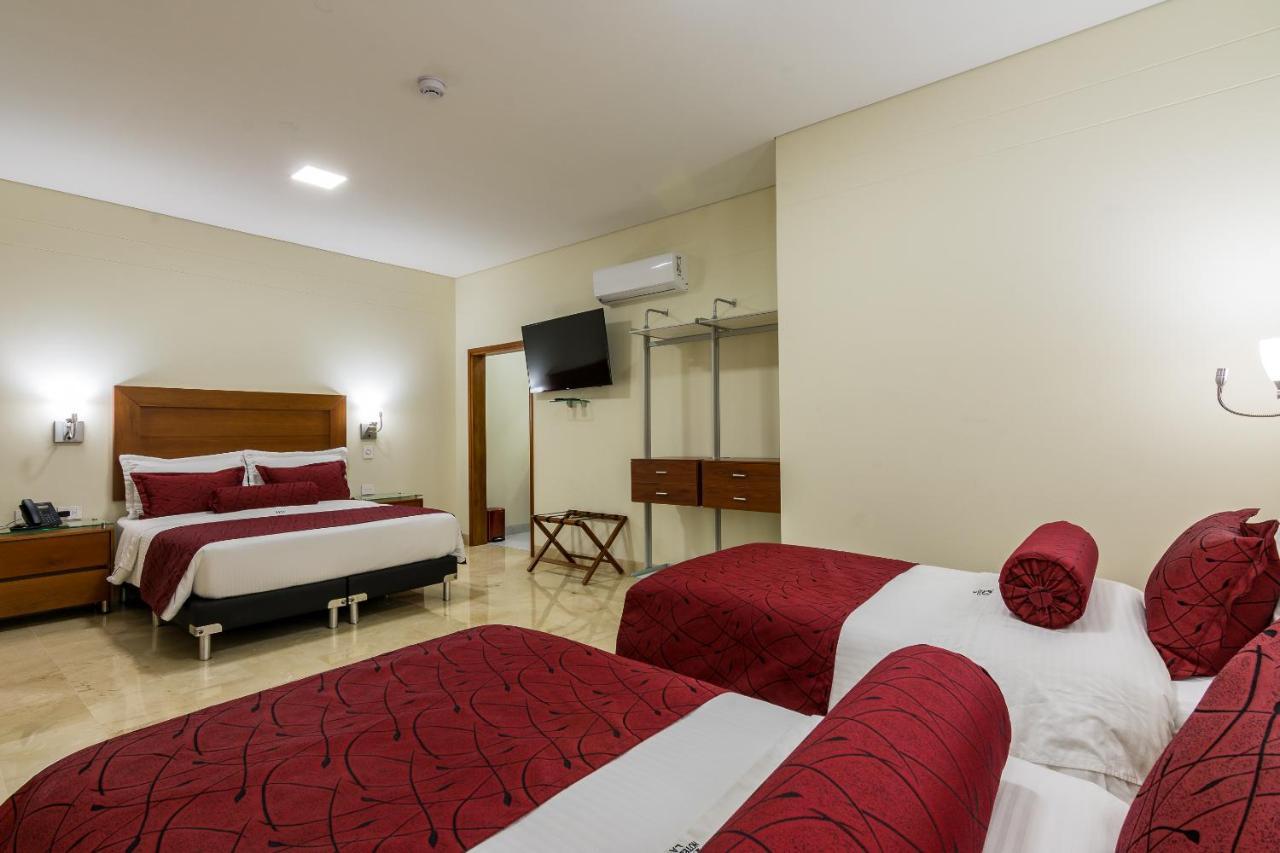 Hotel Dorado La 70 Medellín Exteriör bild